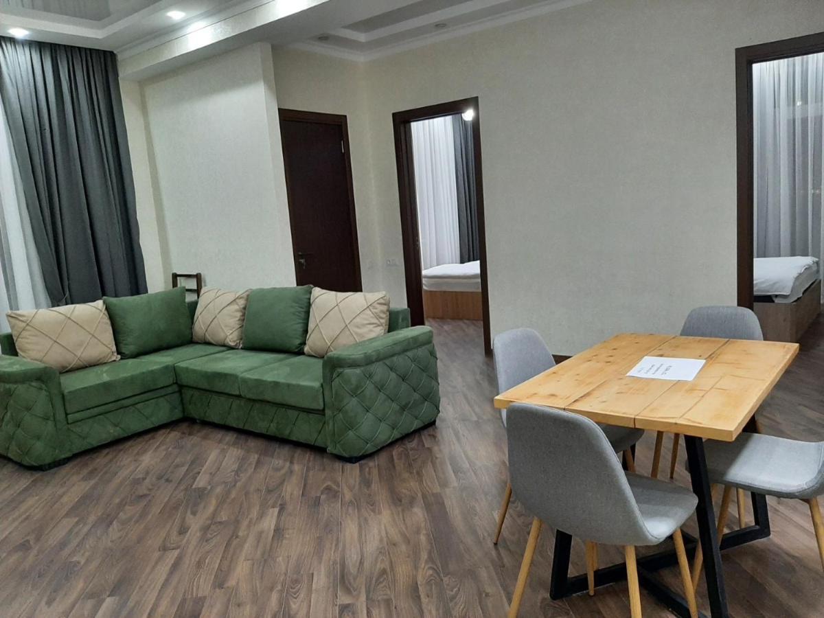 Vazi Aparthotel Tbilisi Buitenkant foto