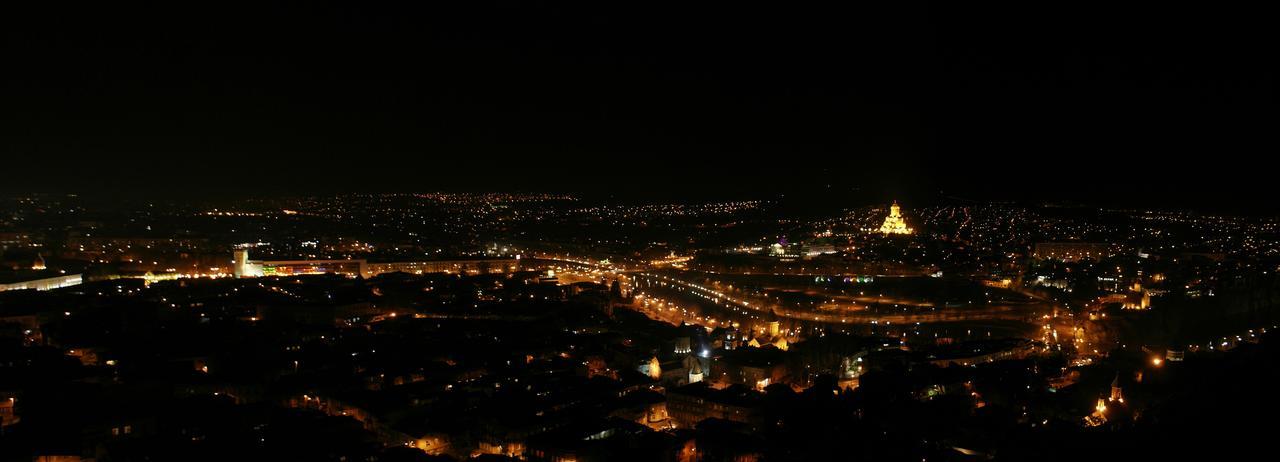 Vazi Aparthotel Tbilisi Buitenkant foto