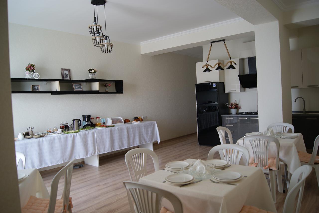 Vazi Aparthotel Tbilisi Buitenkant foto