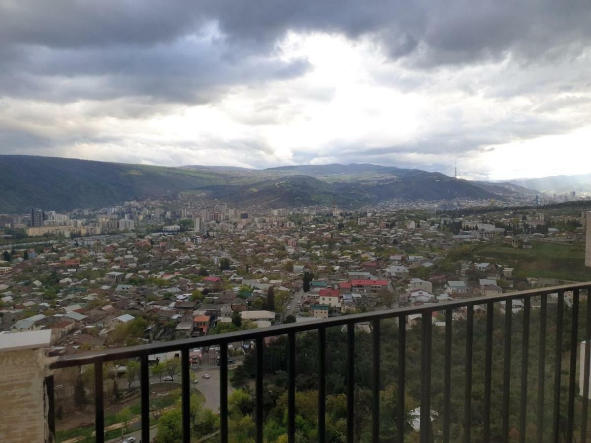 Vazi Aparthotel Tbilisi Buitenkant foto