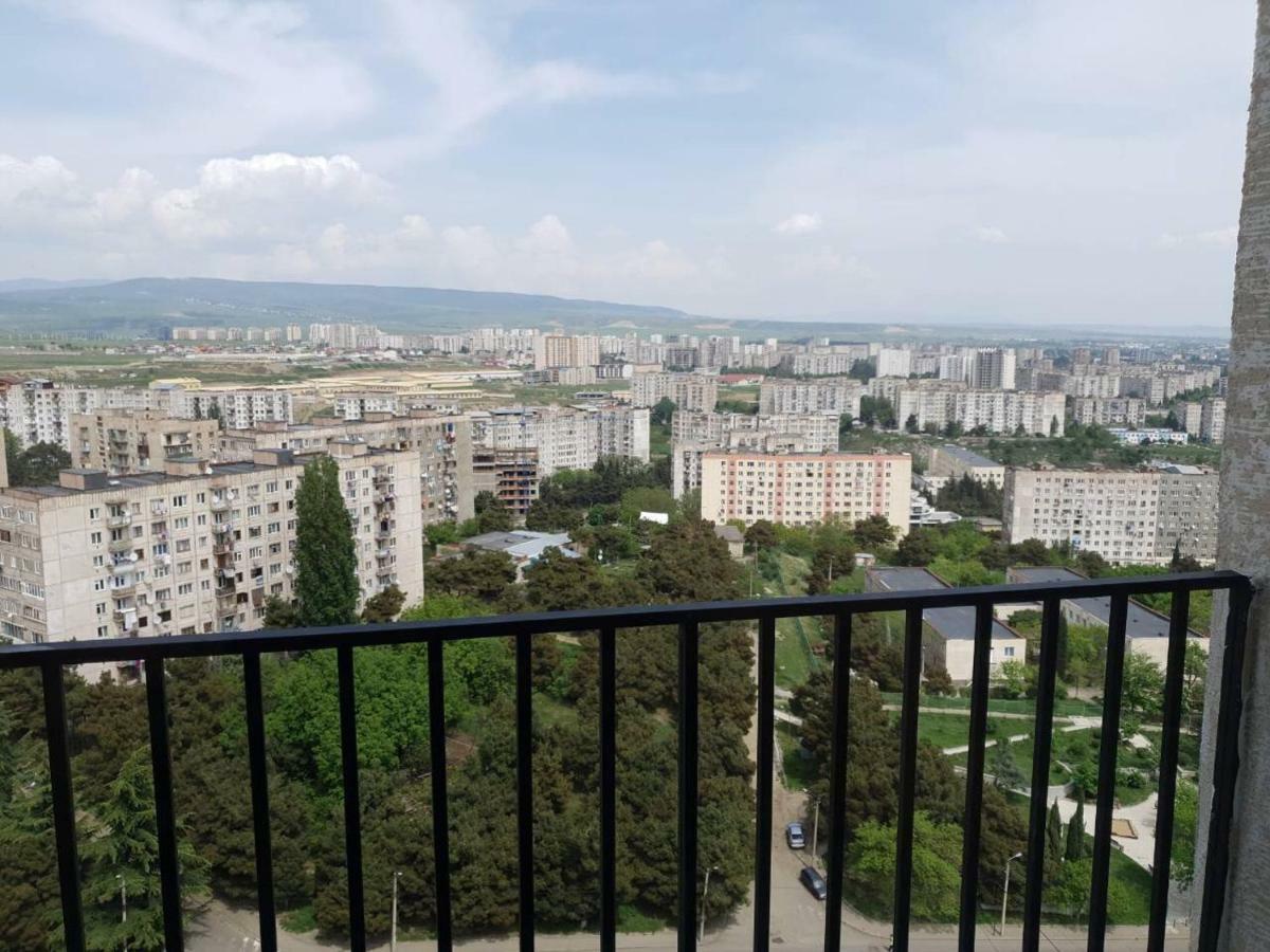 Vazi Aparthotel Tbilisi Buitenkant foto